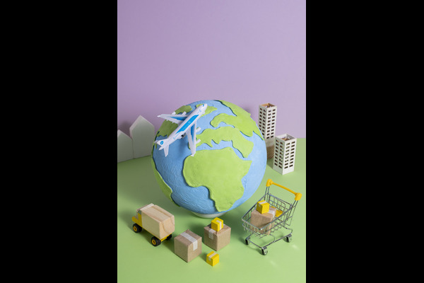 Shipping from Europe to East Africa